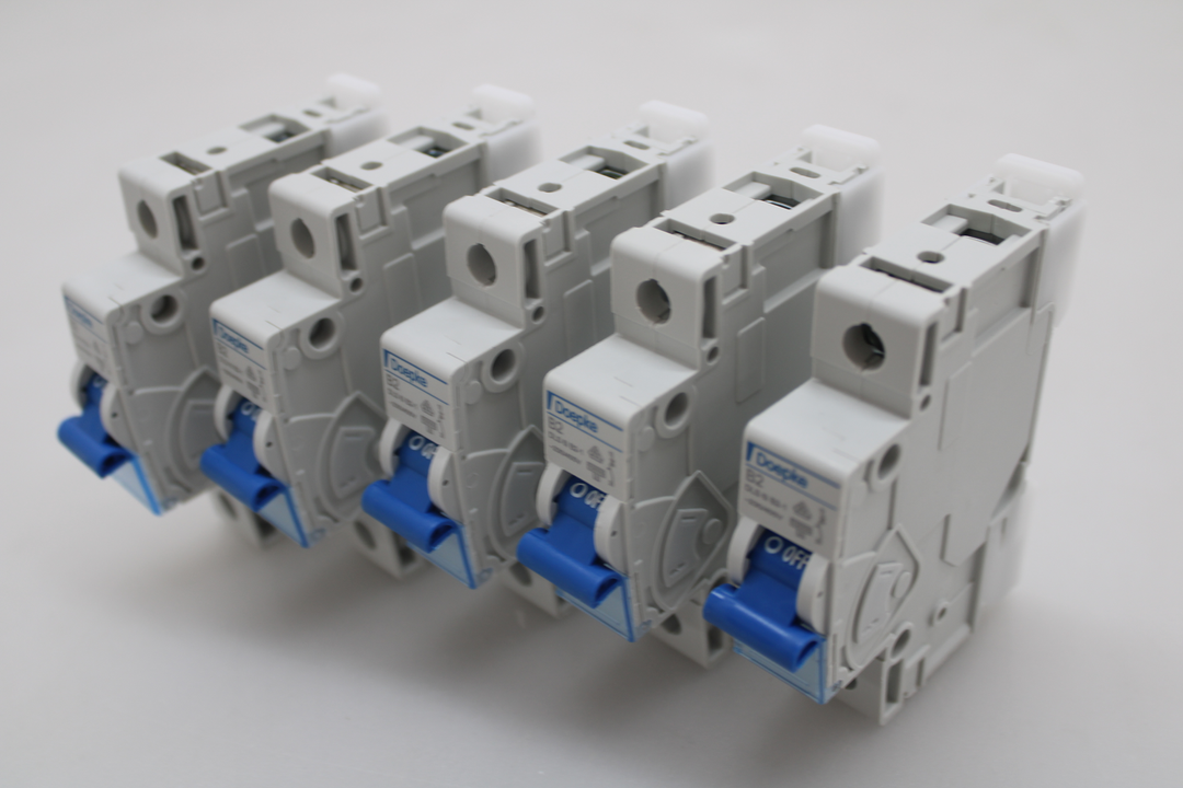 Doepke 09916013 Dls6 I B2 A 1polig 10 Ka Leitungsschutzschalter 5 Stück B-Ware