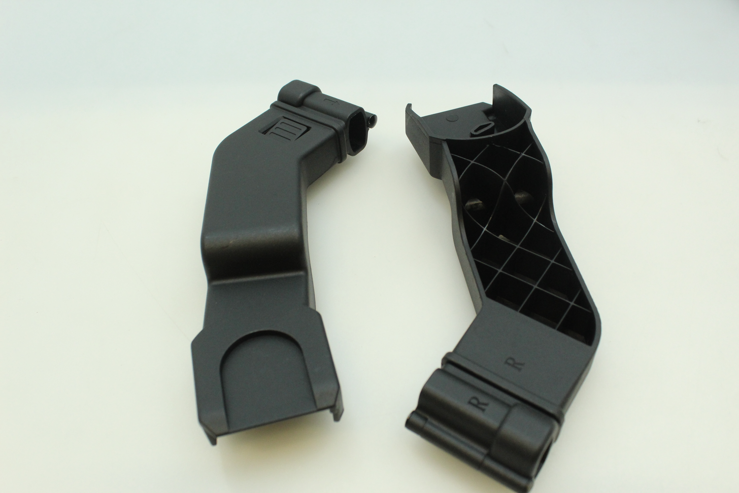 B-Ware 26x Babyschalen Adapter B Light Sonderposten Aus Retouren Kindersitzadapter