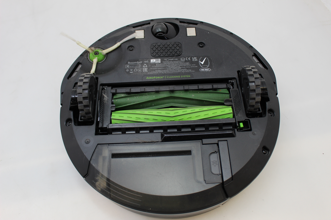 iRobot Roomba e6 (e6192) App-steuerbarer Saugroboter Staubsauger Roboter