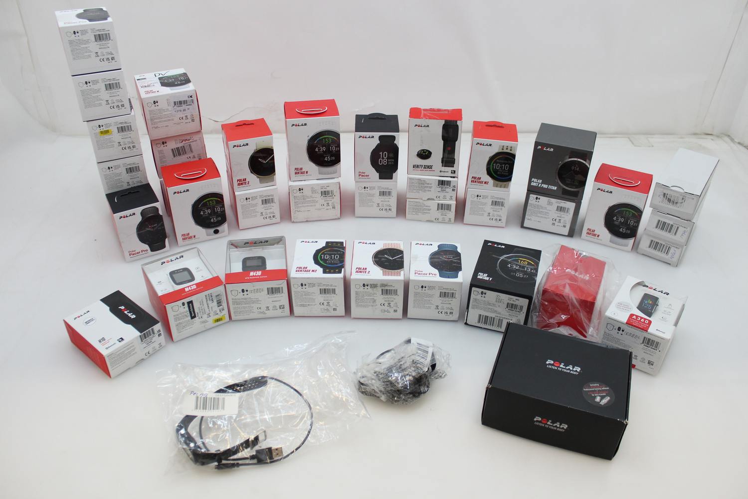 B-Ware 39x Beschädigte Polar Uhren Sportuhr Smartwatch Fitnessuhr Defekt Unvollständig