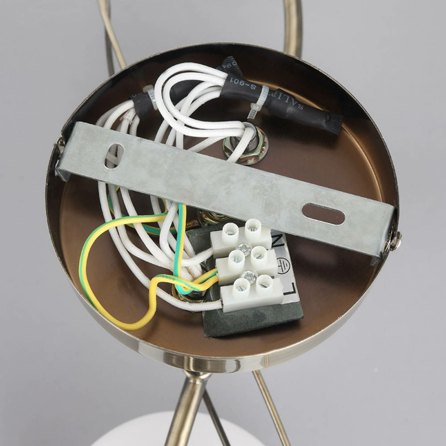 B-Ware Lindby Deckenlampe Leanda Hängeleuchte Lampe Leuchte 4 Flammig E14 Weiß Messing