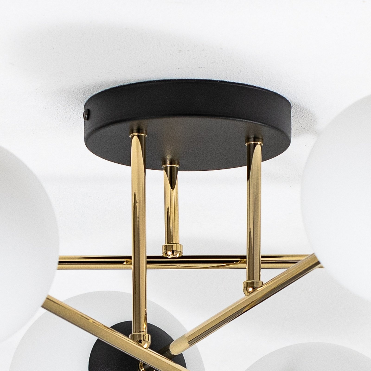 Emibig Lighting Deckenleuchte Lampe Magnum 6 Flg Opalweiß Gold Schwarz Glas B-Ware - 5901738925823