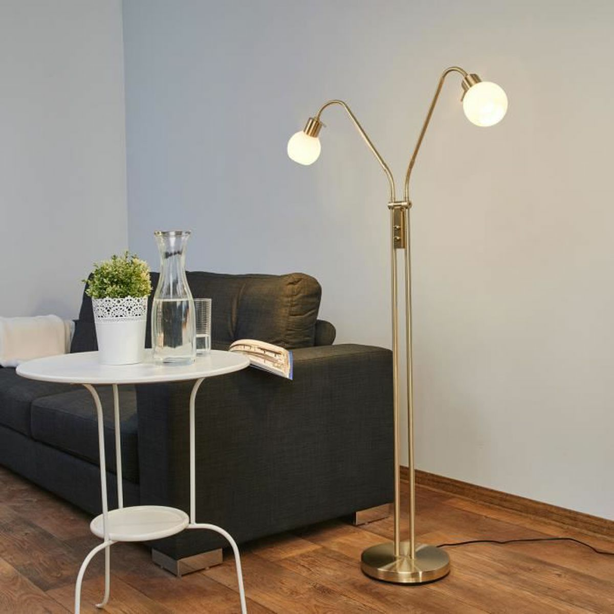 Lampenwelt LED-Stehleuchte Elaina 2-flg., messing Lampe Leuchte Stehlampe I968