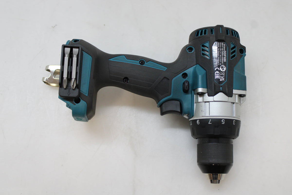 Makita Akku-Bohrschrauber DDF486RTJ 18V inkl. 2 Akkus Ladegerät und MAKPAC Gr. 2 - 88381739764