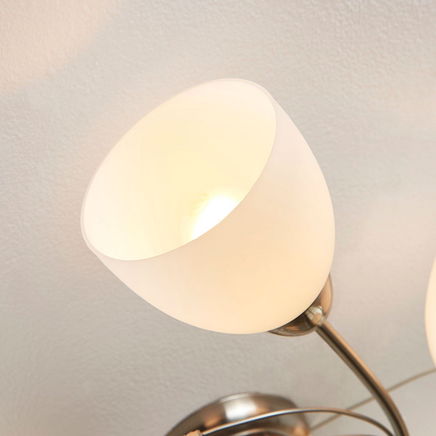 Plafonnier Lindby à six lumières de qualité B, Tatas, IP20 E14 40 W690