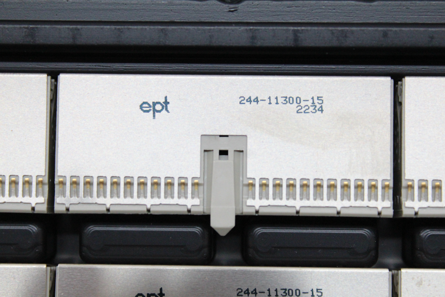 EPT hm2.0 Federleiste 244-11300-15 Type A 110 polig Steckverbinder 94 STÜCK