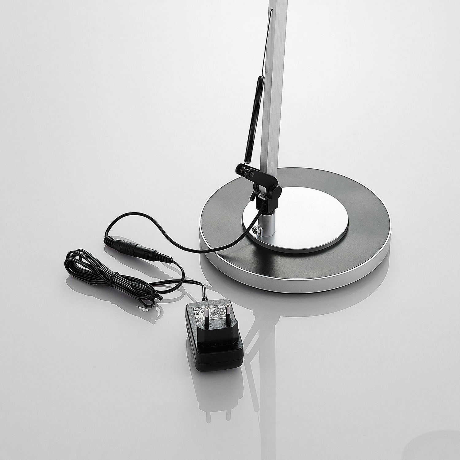 Lindby Rilana Led Schreibtischlampe Schreibtischleuchte Tischleuchte Lampe 794 B-Ware