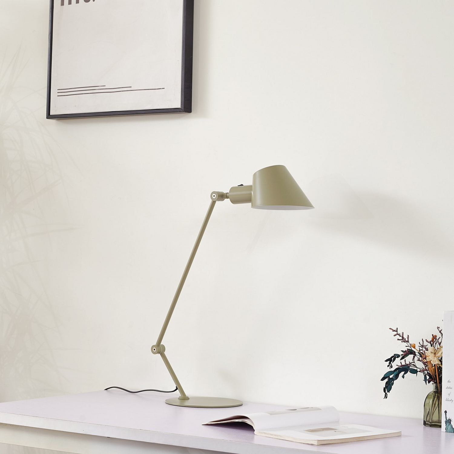 B-Ware Lindby Tischleuchte Corali Tischlampe Tischlicht Lampe Hellgrün Metall Höhe 64cm