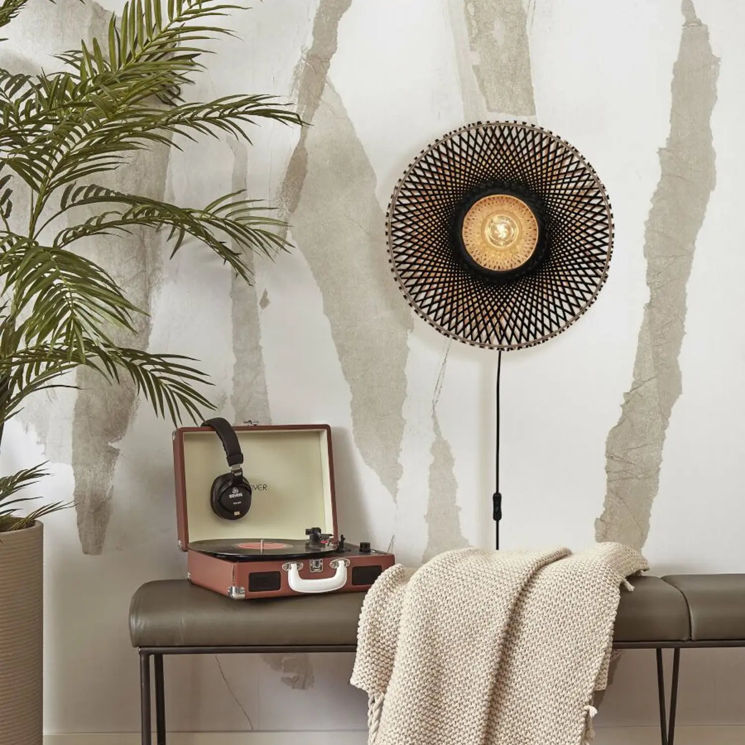 Good & Mojo Kalimantan Wandlampe Leuchte Wandleuchte Schwarz Natur ø 44cm B-Ware - 10016554