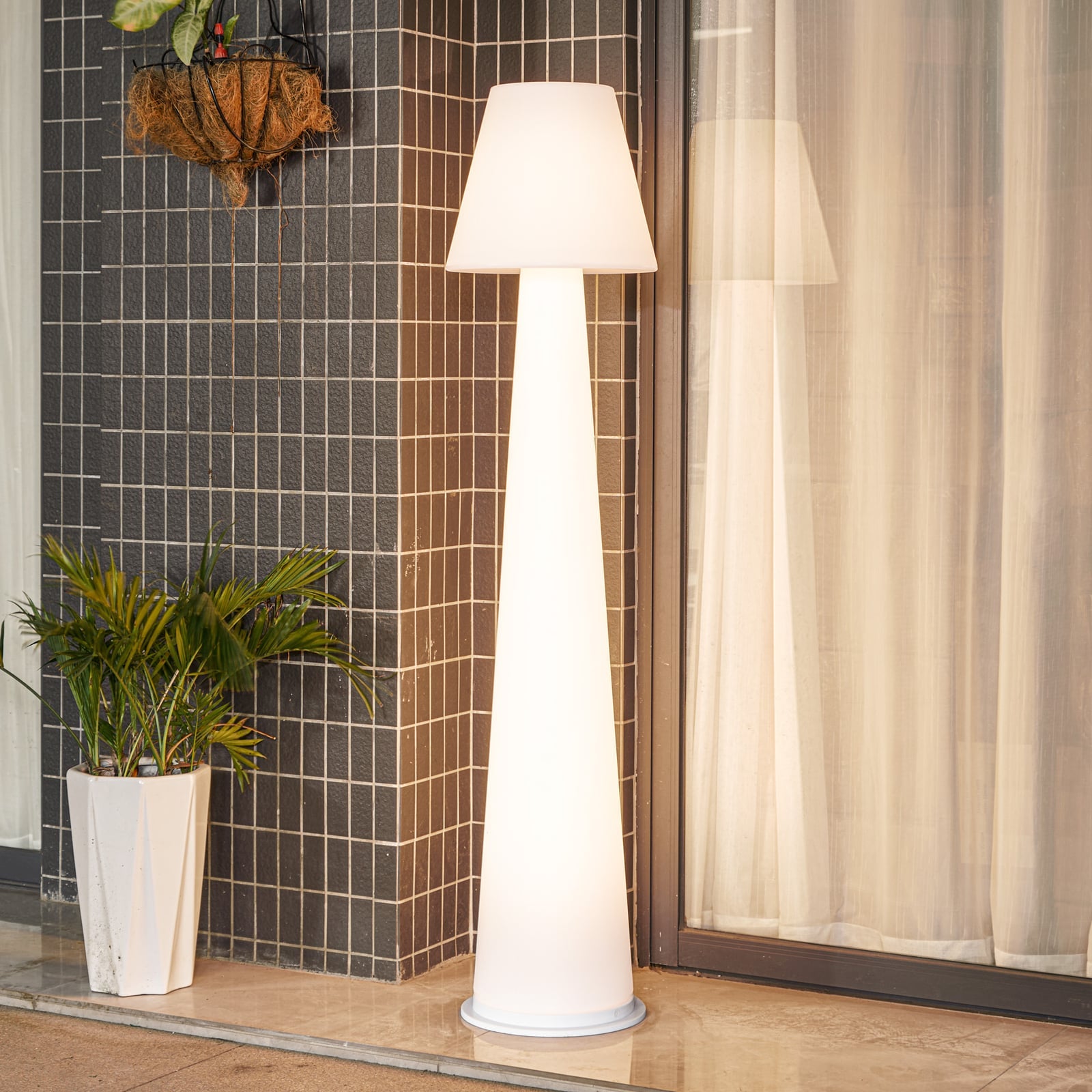 Lucande LED-Akku-Terrassenleuchte Gauri 153 cm IP44 dimmbar warmweiß 7 W - 4251911788150