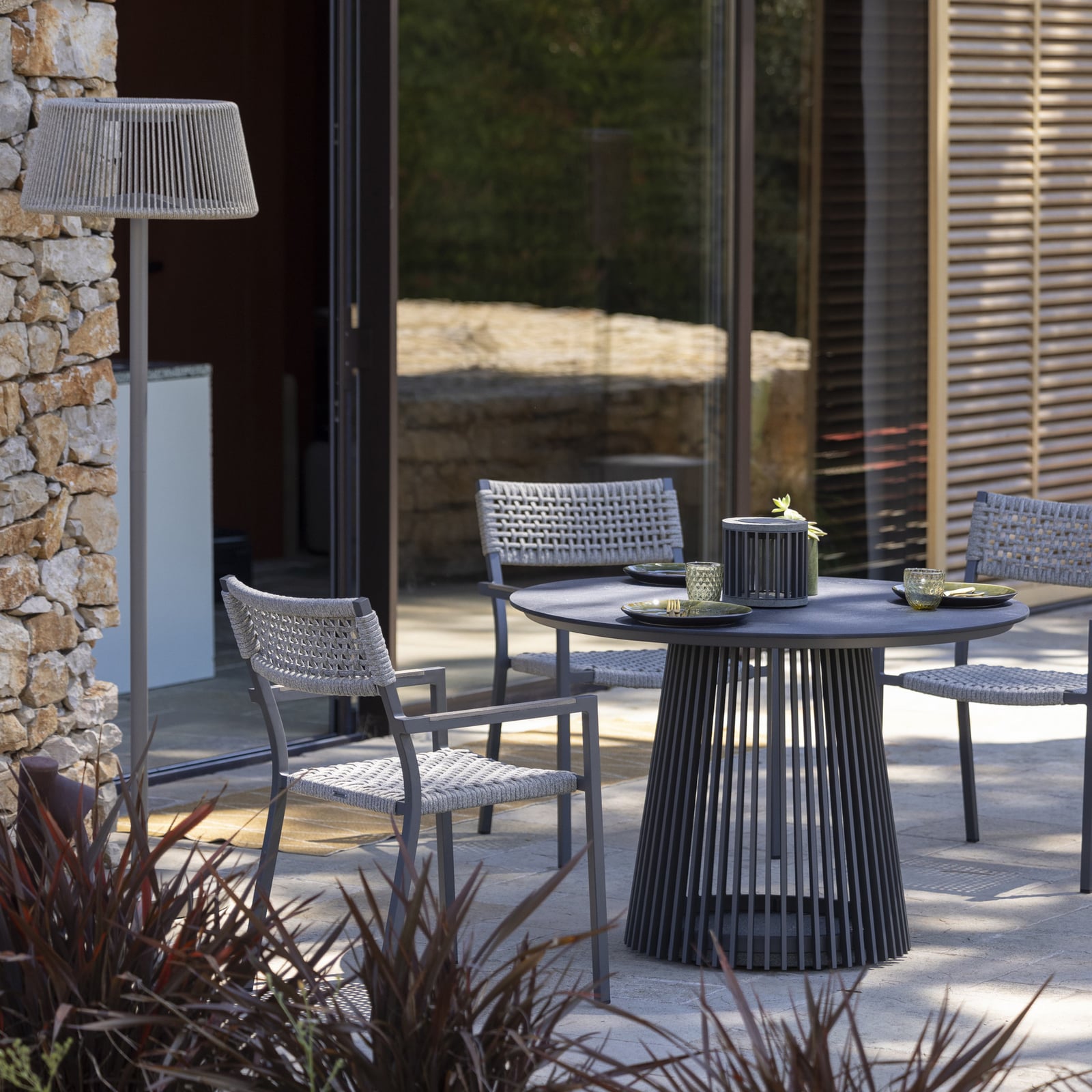 Les Jardins Gartenleuchte Halo LED Tischleuchte dimmbar grau Aluminium Granit - 3561619737000