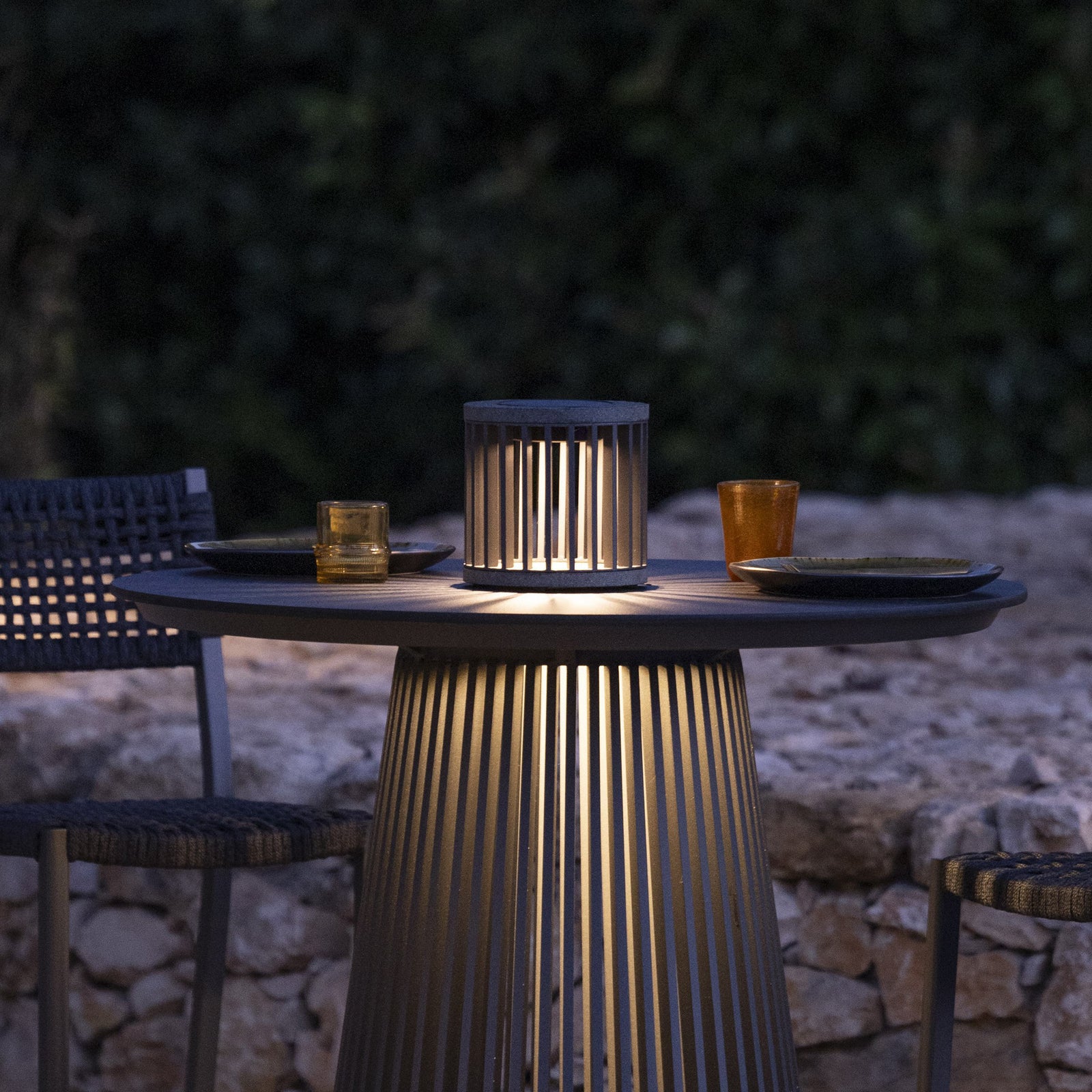 Les Jardins Gartenleuchte Halo LED Tischleuchte dimmbar grau Aluminium Granit - 3561619737000