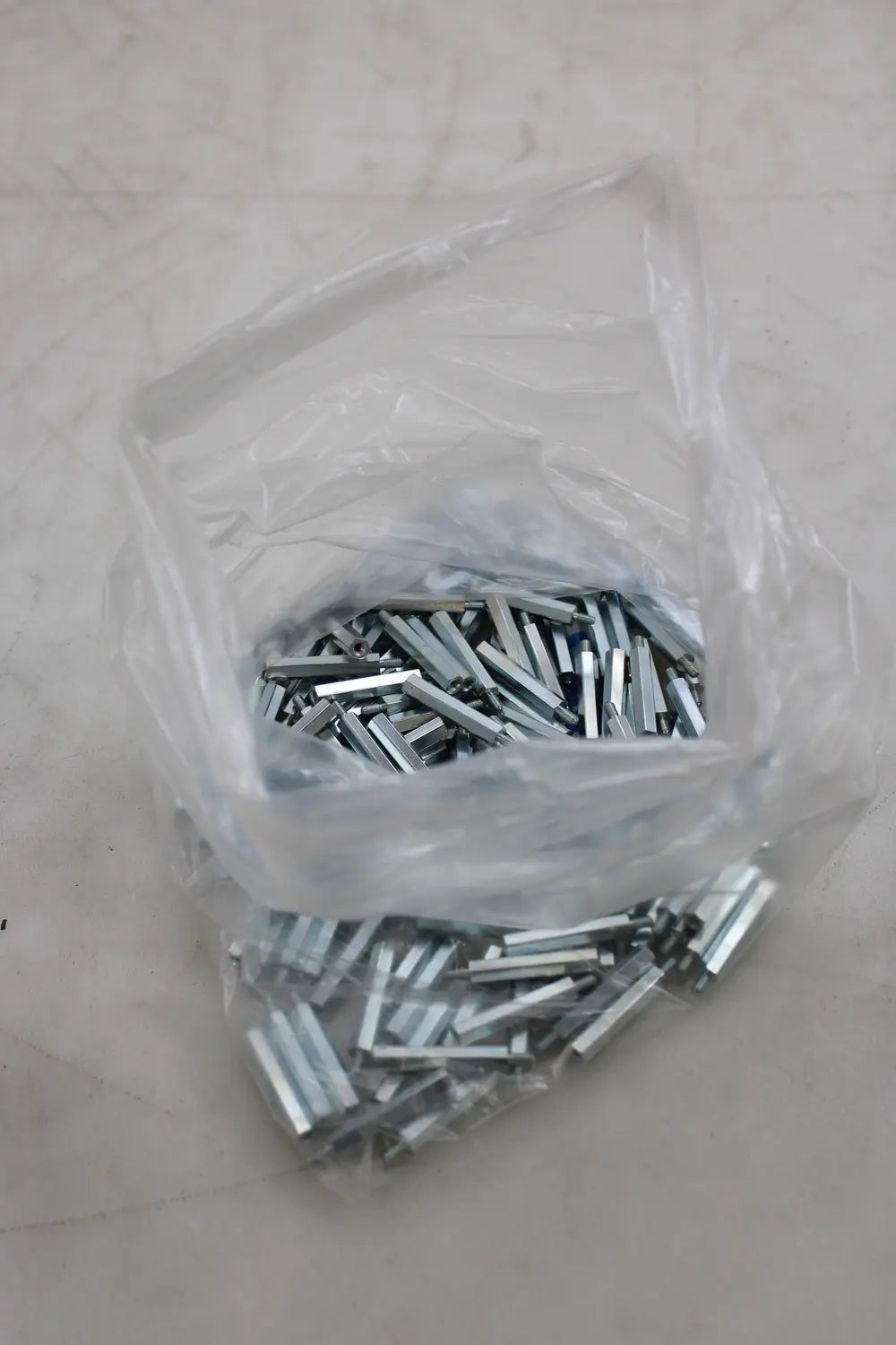 B-Ware Pb Fastener S45530 X30 Abstandsbolzen Abstandshalter 30mm Stahl Zink 150 Stück - 4016138282597