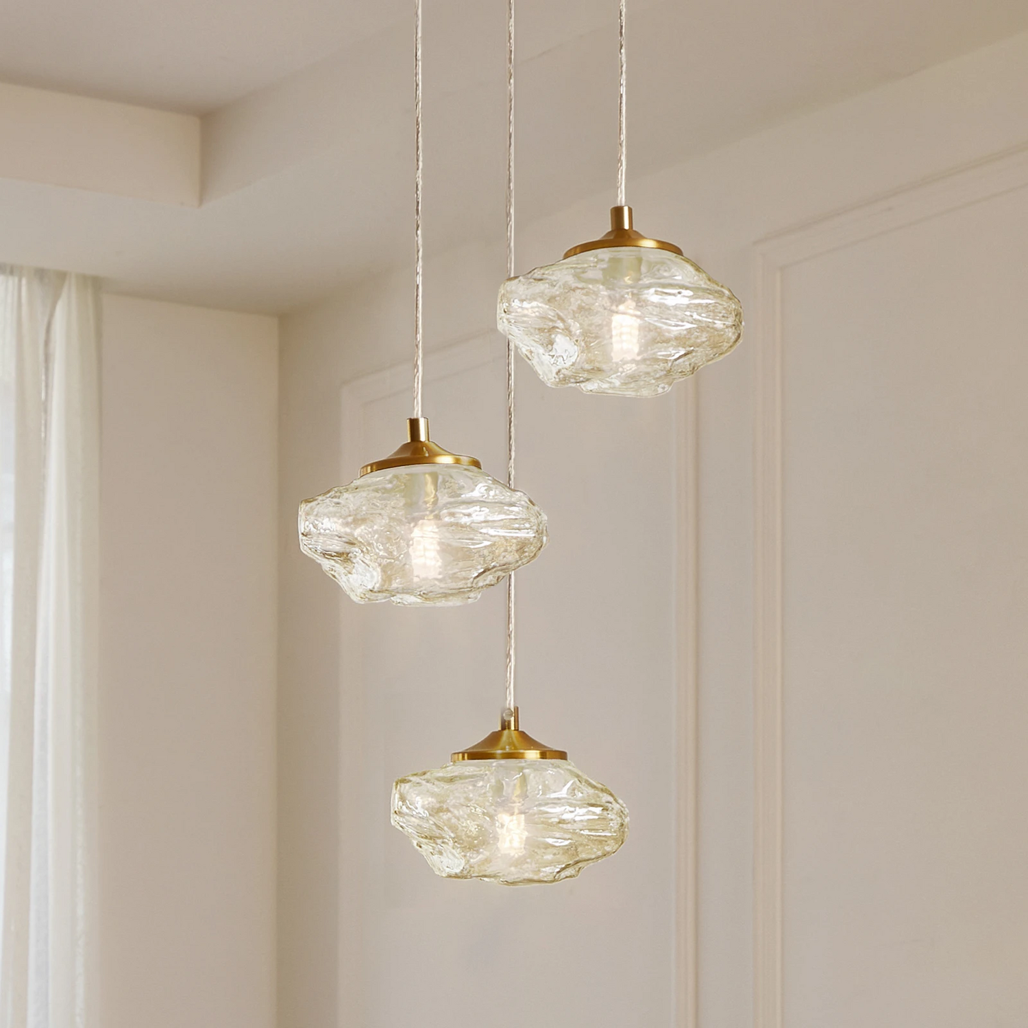 B-Ware Lindby Hängelampe Piatra Hängeleuchte Deckenlampe ø25cm 3 Flg Amber/Messing Glas