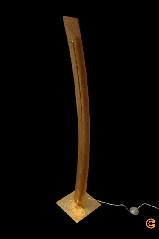 Lampadaire LED Paul Neuhaus Nevis, lampe sur pied aspect feuille d'or 