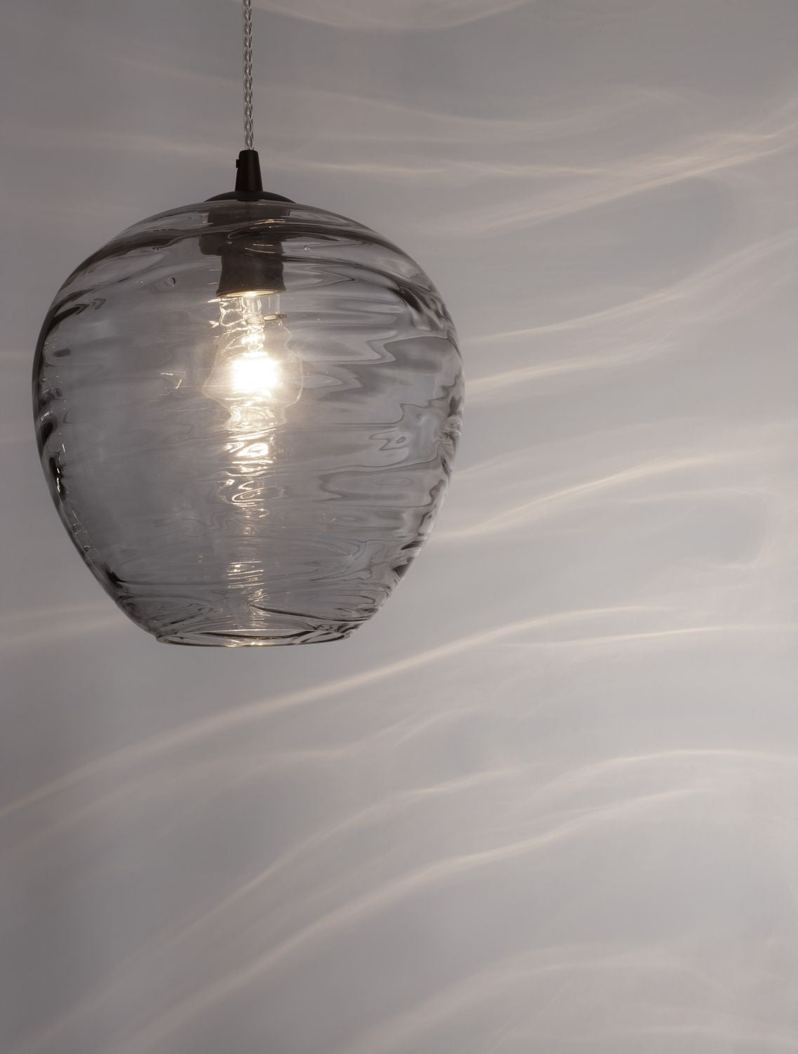 Nova Luce Pendelleuchte Hängeleuchte EVLEEN Schwarz Metall Glas E27 LED 120 cm - 5212017434432
