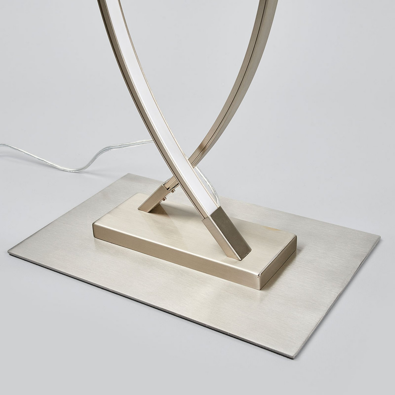 Lindby Geschwungene Led Stehlampe Bobi Standleuchte Stehleuchte Leselampe La580 B-Ware - 4251096537024