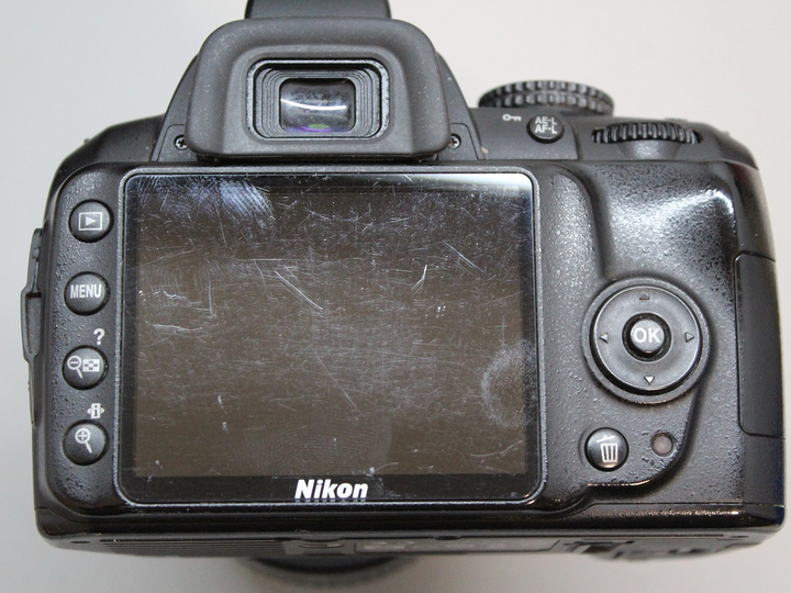 Nikon D3000 SLR-Digitalkamera Kamera Spiegelreflexkamera SIEHE TEXT/FOTO