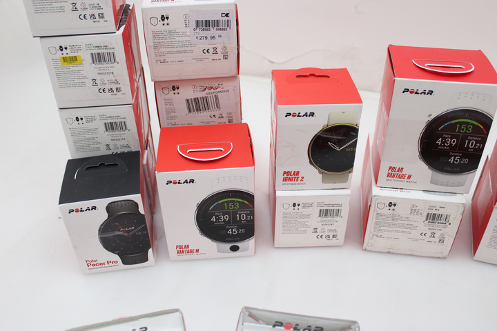 39x Beschädigte Polar Uhren Sportuhr Smartwatch Fitnessuhr Defekt Unvollständig D-Ware