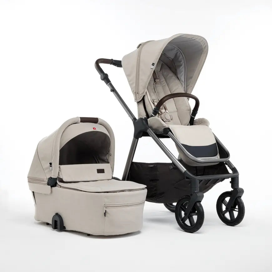 Mast M.5x Kinderwagen Buggy Babywanne Sportsitz Regenschutz Kombiwagen Lion   B-Ware - 2000583015314