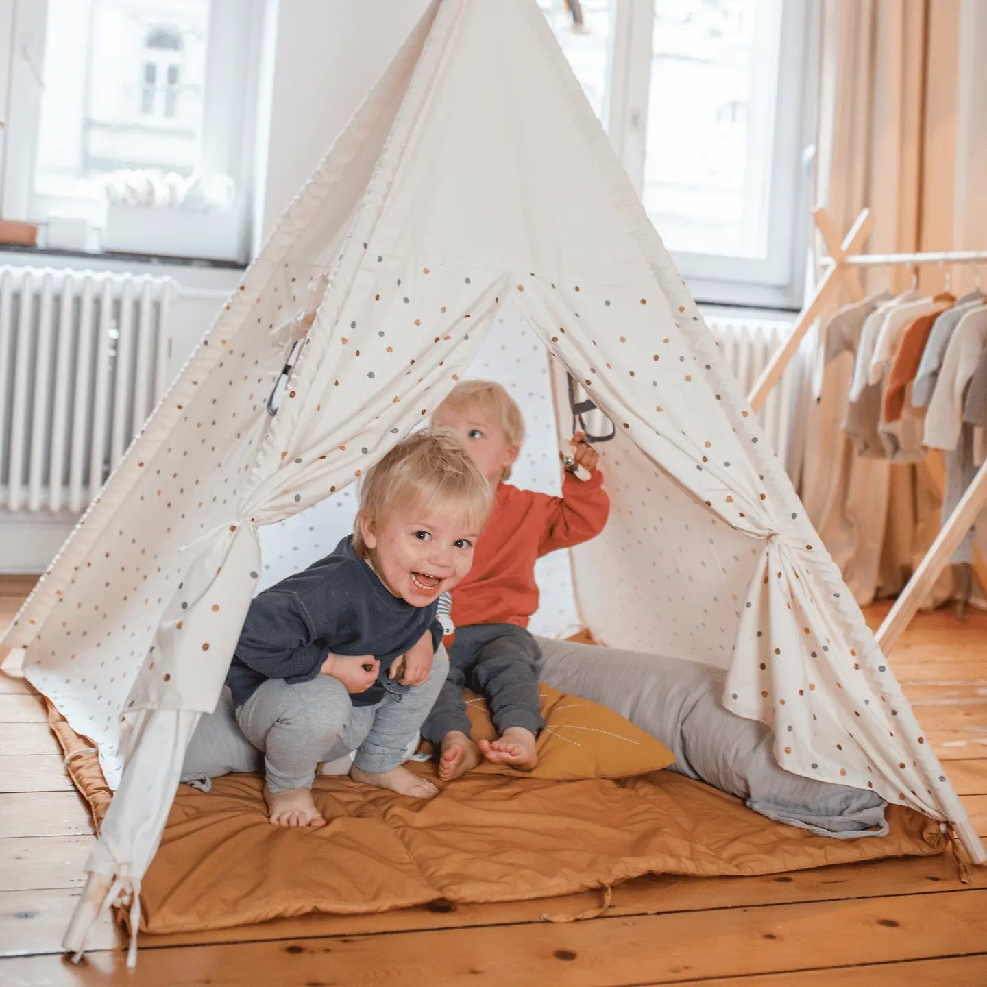 B-Ware Little One Tipi Spielzelt Zelt Kinderzelt Matratze Zwei Fenster Spielen - 2000586128103
