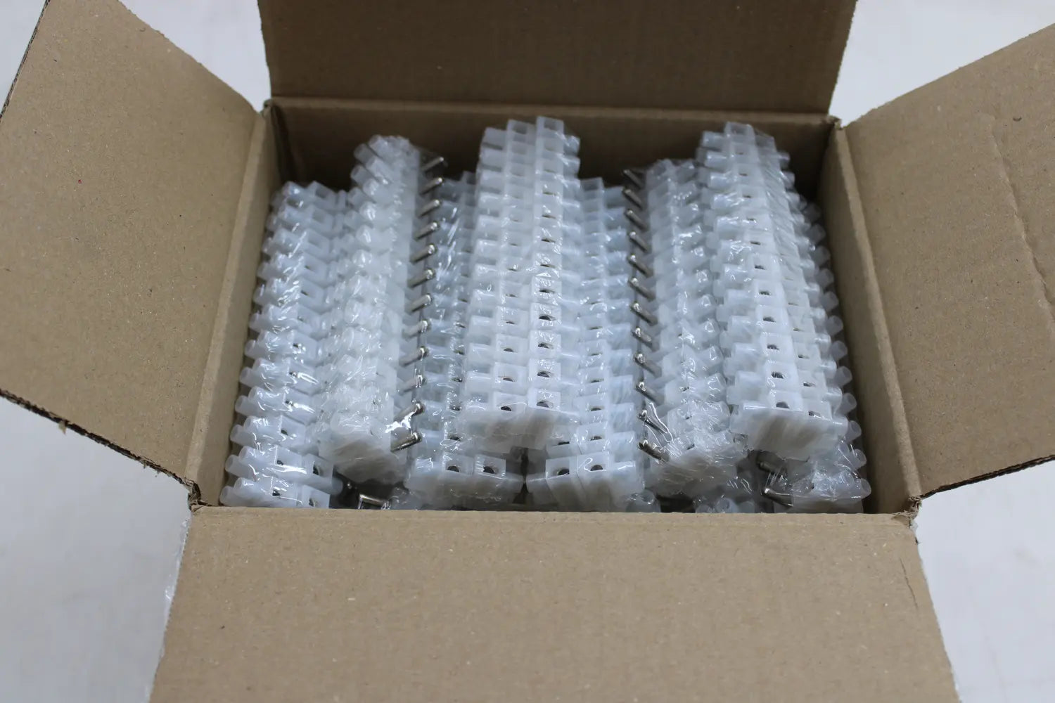 B-Ware Camdenboss Lüsterklemme Klemmenleiste Ctsn43312 Mf 12 Pol Siehe Text/Foto - 2050008212231