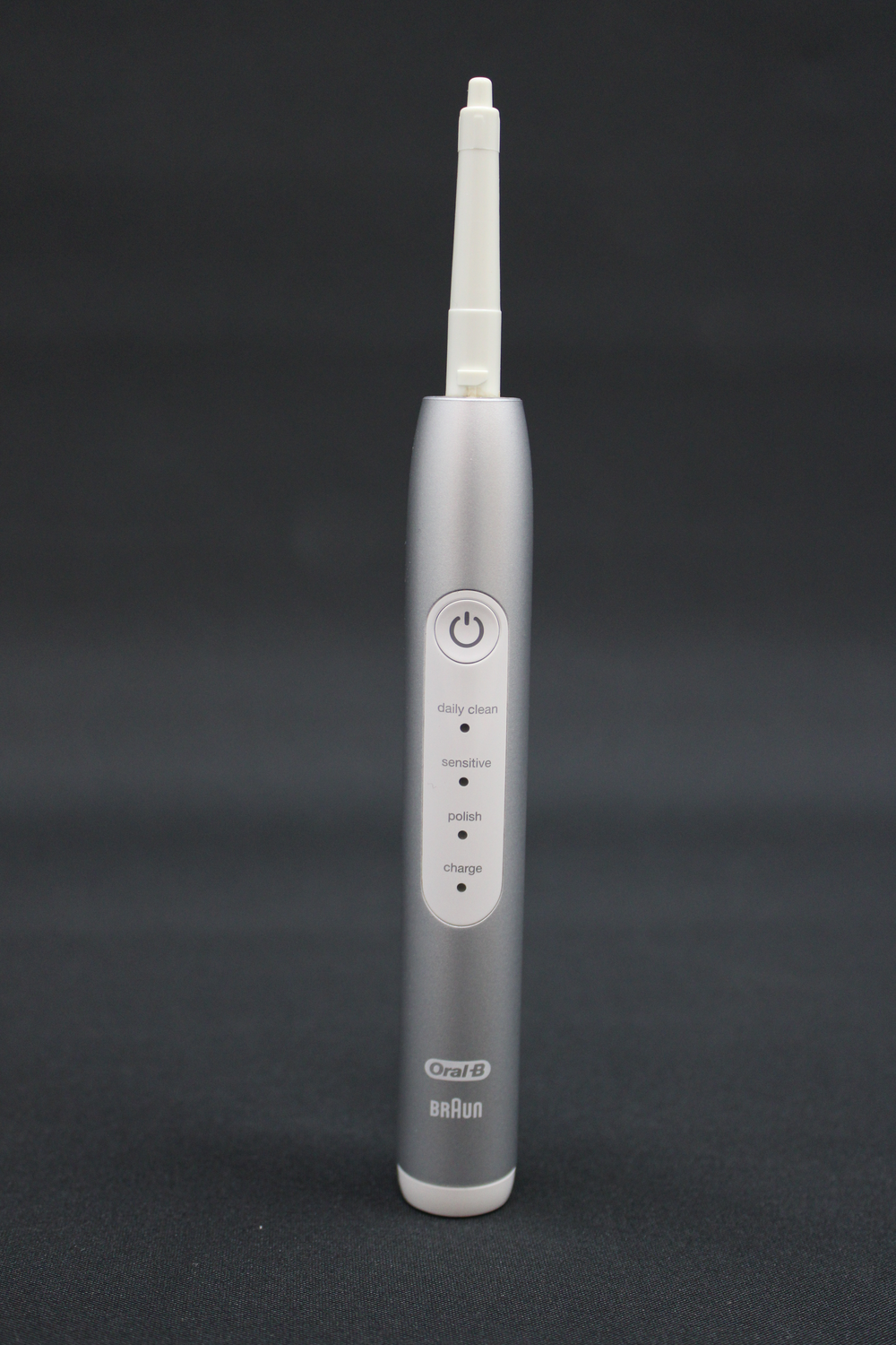 Brosse à dents électrique Oral-B Braun Pulsonic Slim Luxe 4200 Platinum argentée (produit de seconde main) 