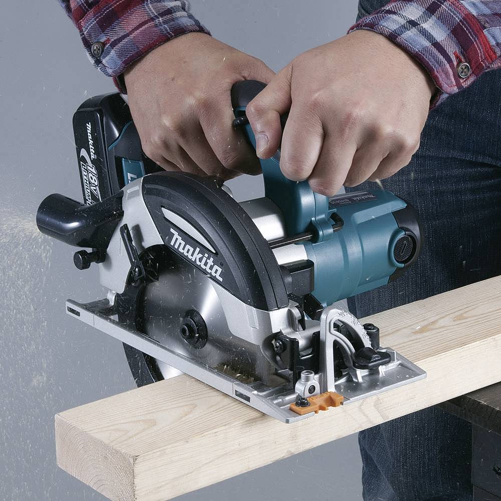 Makita Handkreissäge DHS630Z 165 mm ohne Akku 18 V 5000 U/min 3,1 kg