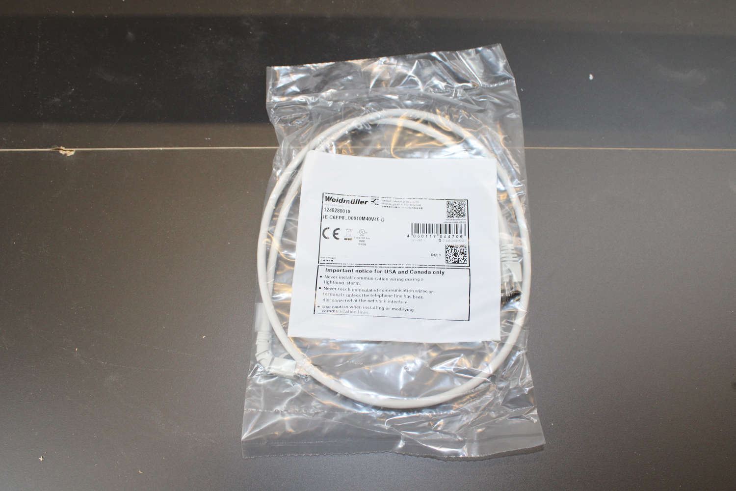 B-Ware Weidmüller RJ45 Netzwerk Anschlusskabel CAT 6a S/FTP 1 m Grau 12 STÜCK