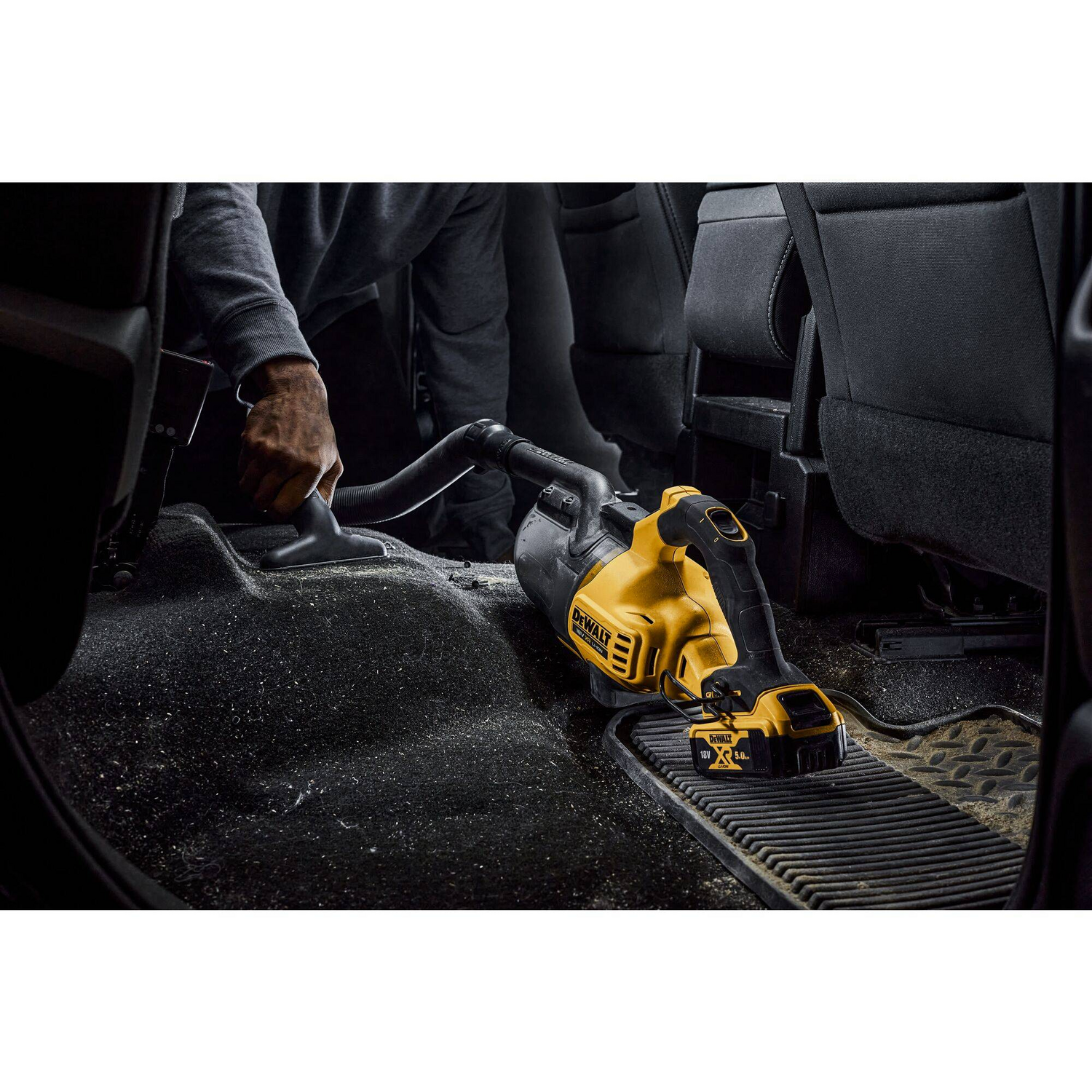 Aspirateur portatif sans fil DEWALT DCV501LN-XJ
