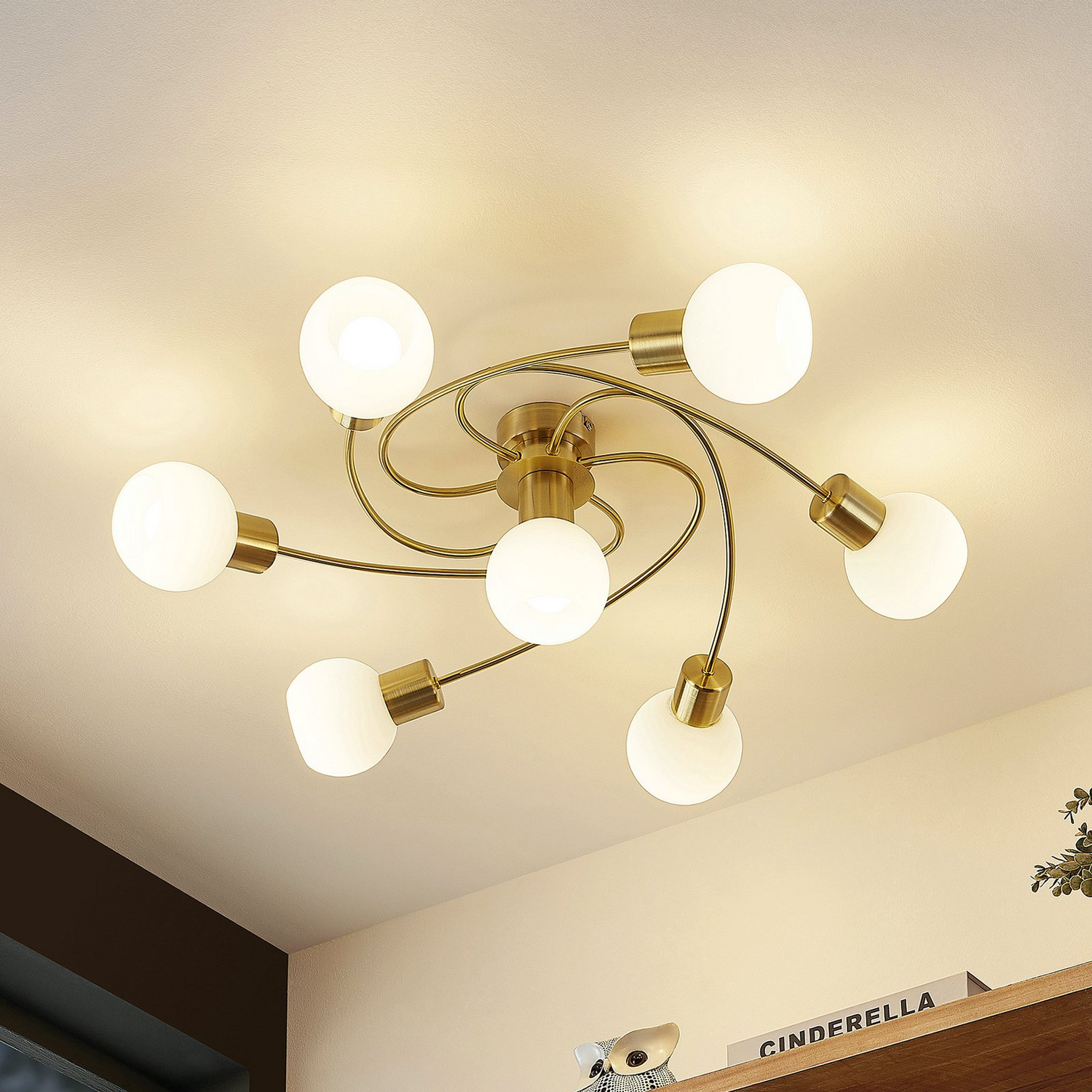 Plafonnier Lindby Ciala, 7 lumières, laiton, culot E14, produit de seconde main 