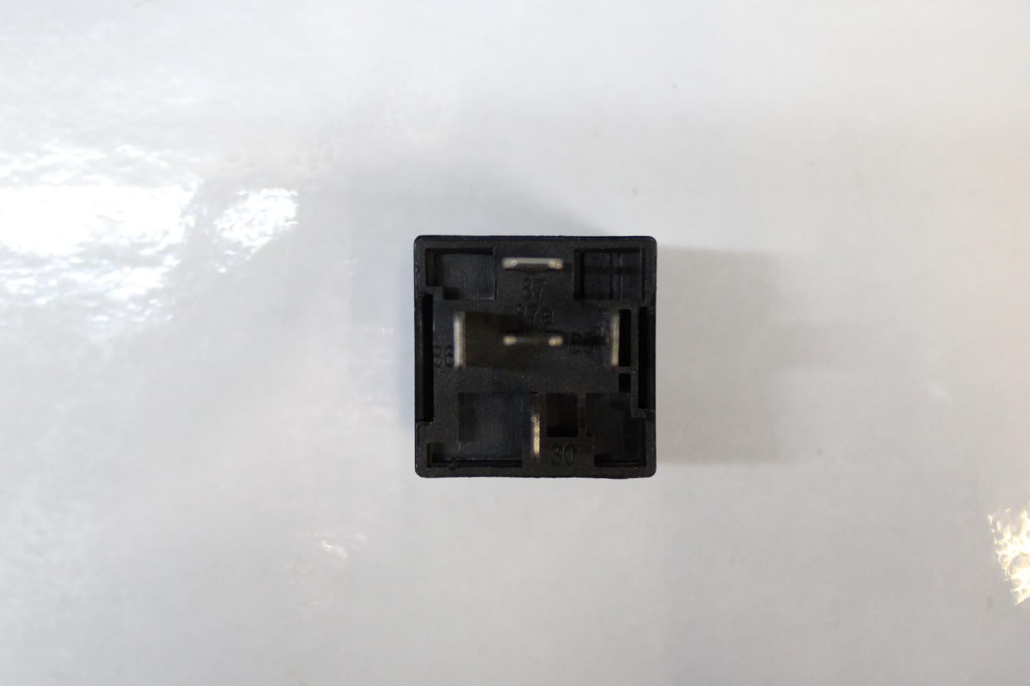 B-Ware TRU COMPONENTS SHR-4141 SHR-12VDC-F-C 5pin Kfz-Relais Wechsler 27 STÜCK