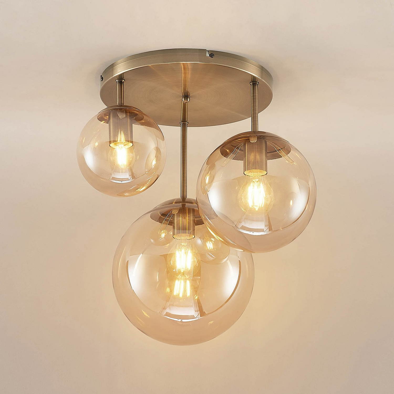 B-Ware Lindby Teeja Deckenlampe 3 Glaskugeln Messing Deckenlampe Glaslampe Lampe Glas