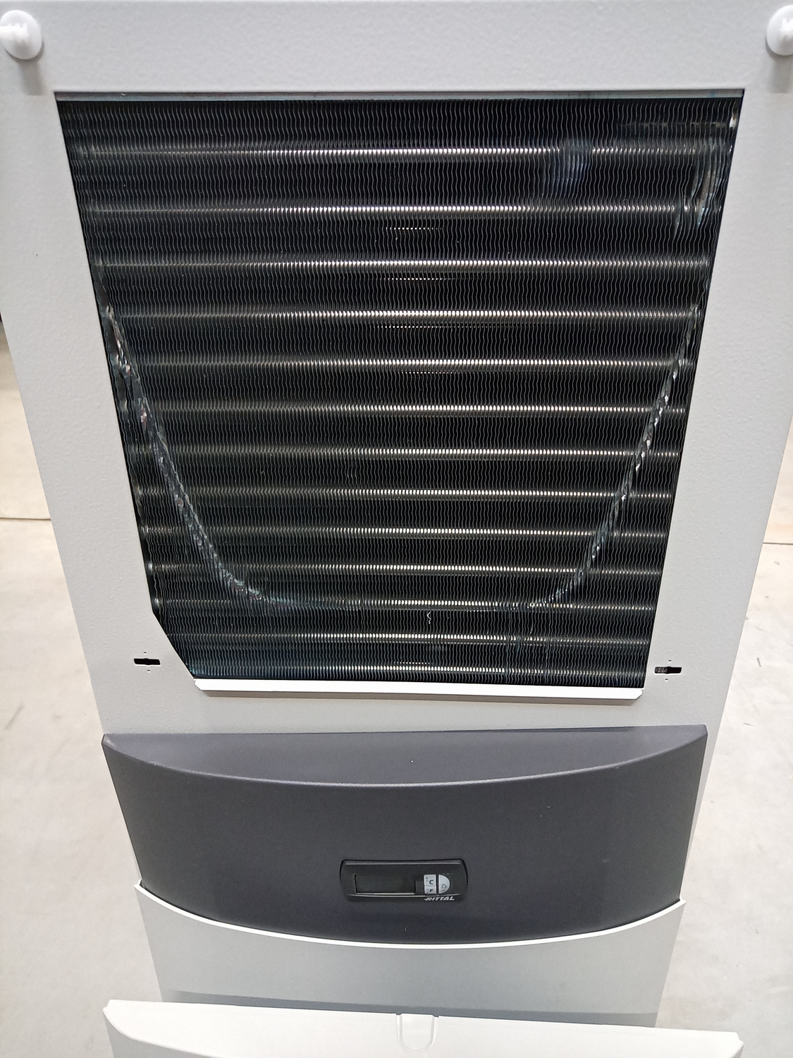 D-Ware Rittal Sk 3304.540 Kühlgerät Schaltschrank Lüfter Temperaturregler Defektware