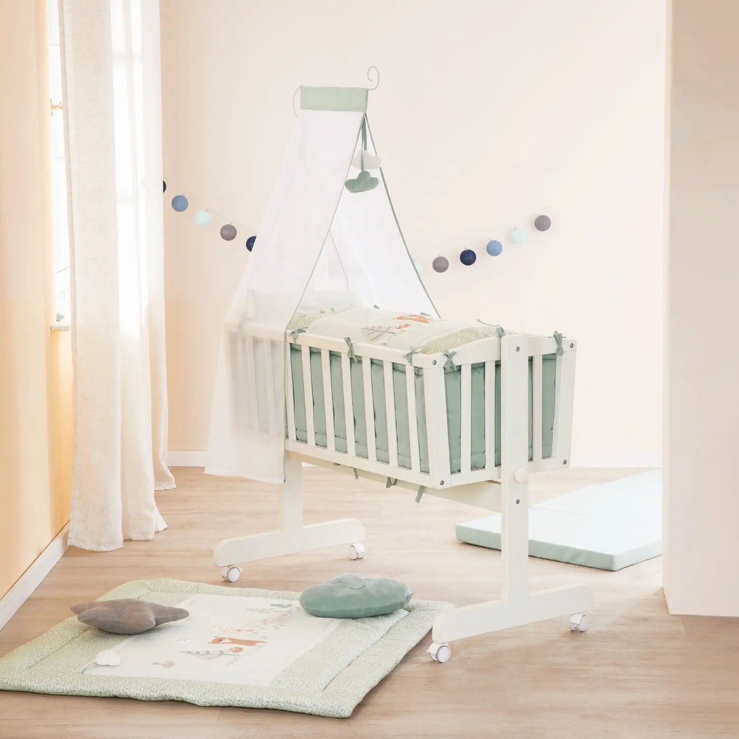 B-Ware Roba Babywiege Stubenbett Woodland Buddies Komplettset Weiß Pastellgrün 40x90 Cm - 4005317344706