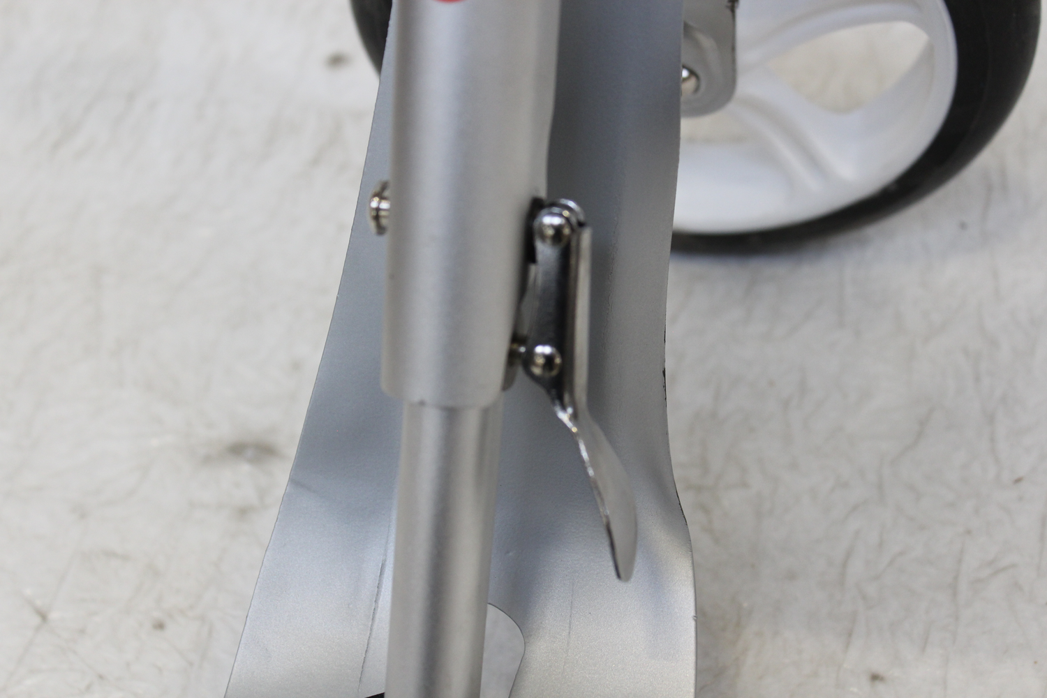 Hudora Scooter Roller Cityrolller Tretroller Silber Klappbar Defektware D-Ware - 4005998857144
