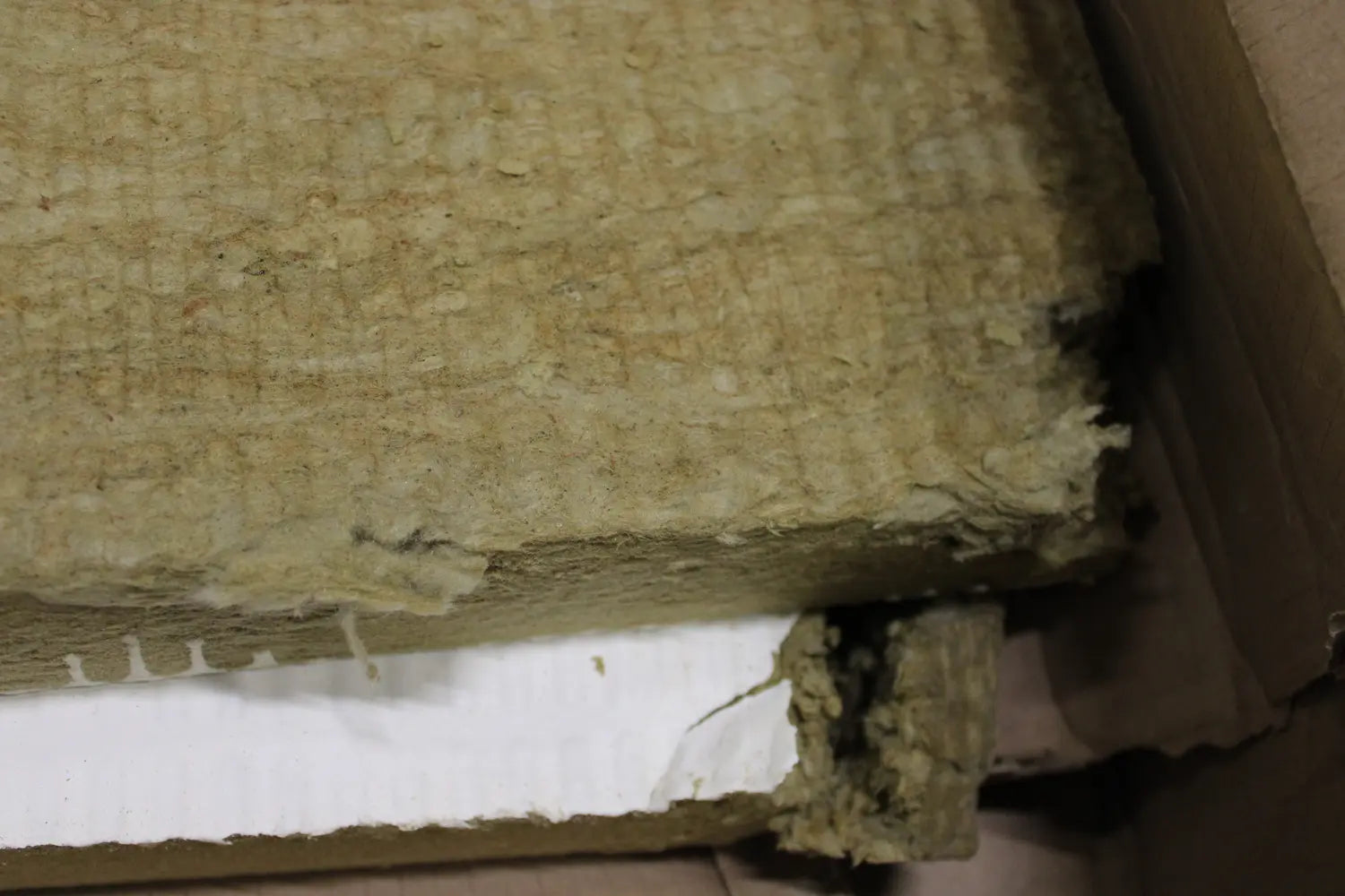 B-Ware Obo Bettermann Mineralfaserplatte Plattenschott Brandschutz 1000x600x50 2 Stück - 4012195861577