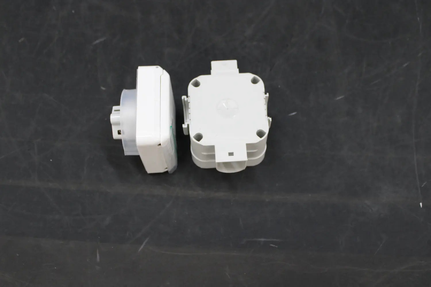 B-Ware Mennekes Steckdose Unterputzdose Cee Dose Stromversorgung Grau 3 P Ip44 16 A 230 V - 4015394022916