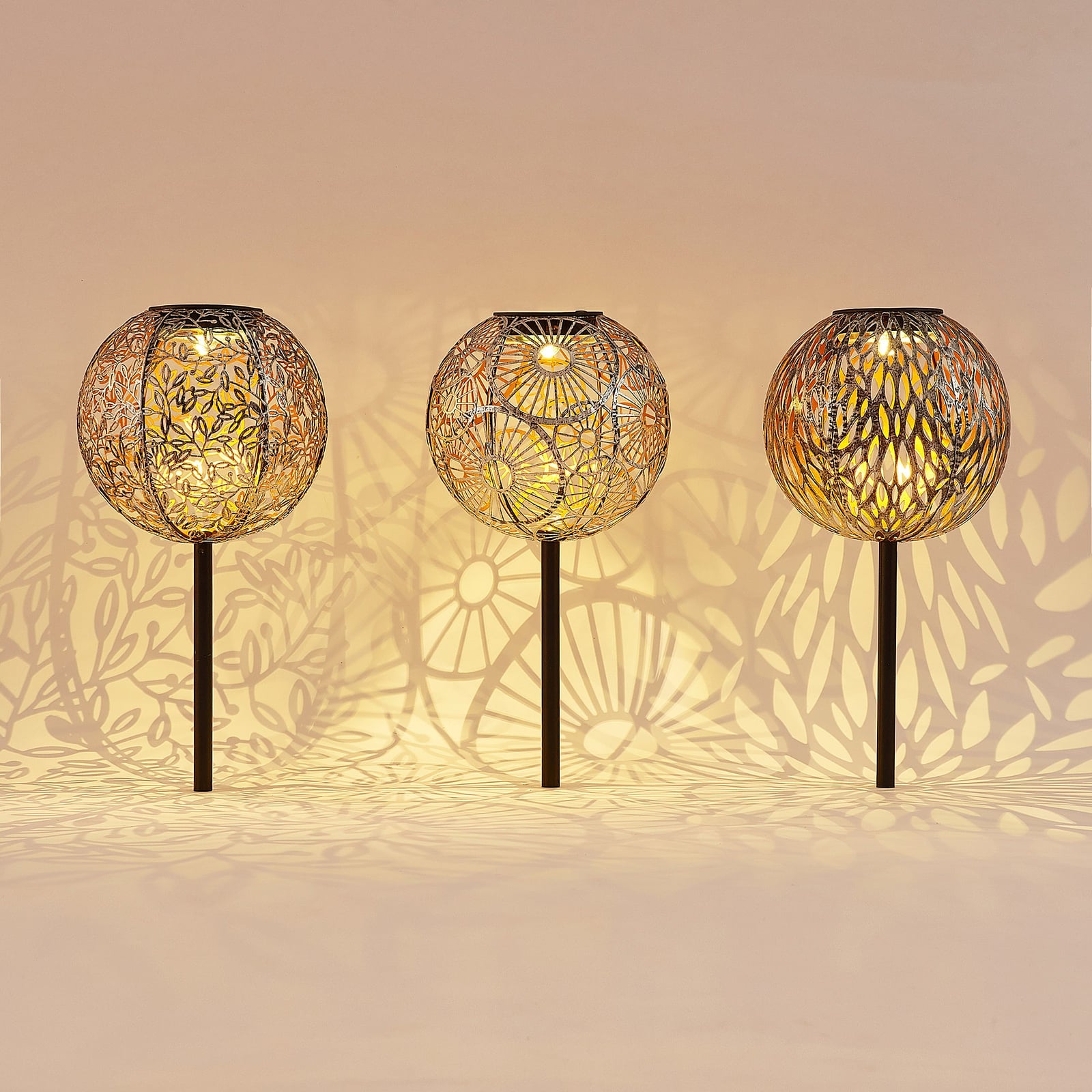Lindby Gartenleuchte Solarleuchte Vilani LED 3er Set warmweiß IP44 54cm silber - 4251096599398