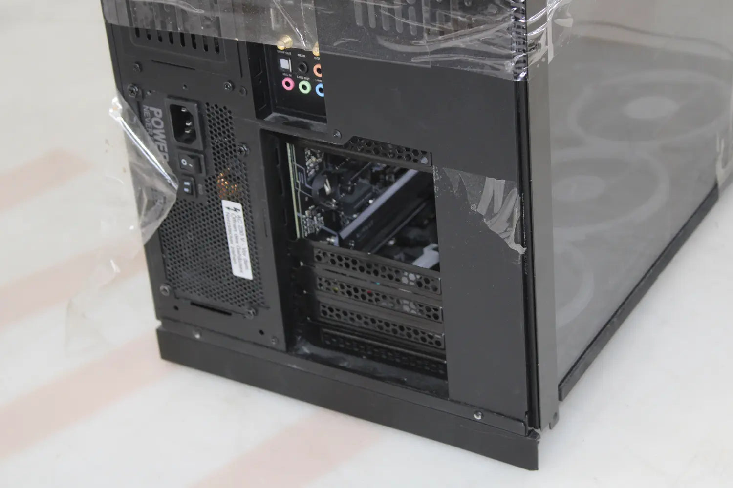 D-Ware Captiva Computer Pc Rechner Gaming Windows 11 Ultimate I70 953 Defektware - 4046373709535