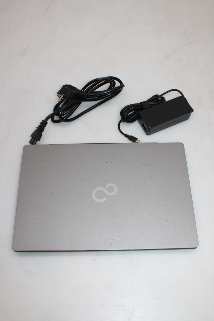 Fujitsu Notebook Laptop E5412 14 Zoll I5 16 Gb 256 Gb Ssd Win11 Pro Siehe Text/Foto B-Ware - 4049702725787