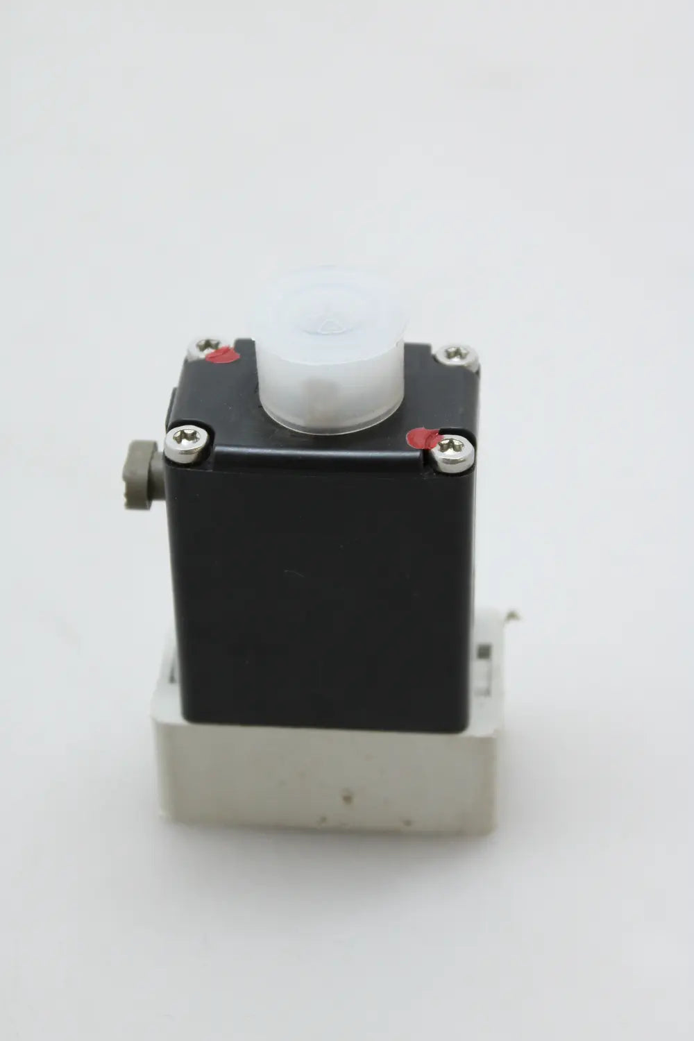 B-Ware Bürkert Magnetventil Klappanker 2/2 Wege Magnetventil G 1/4 Polypropylen Fkm - 4053913002308