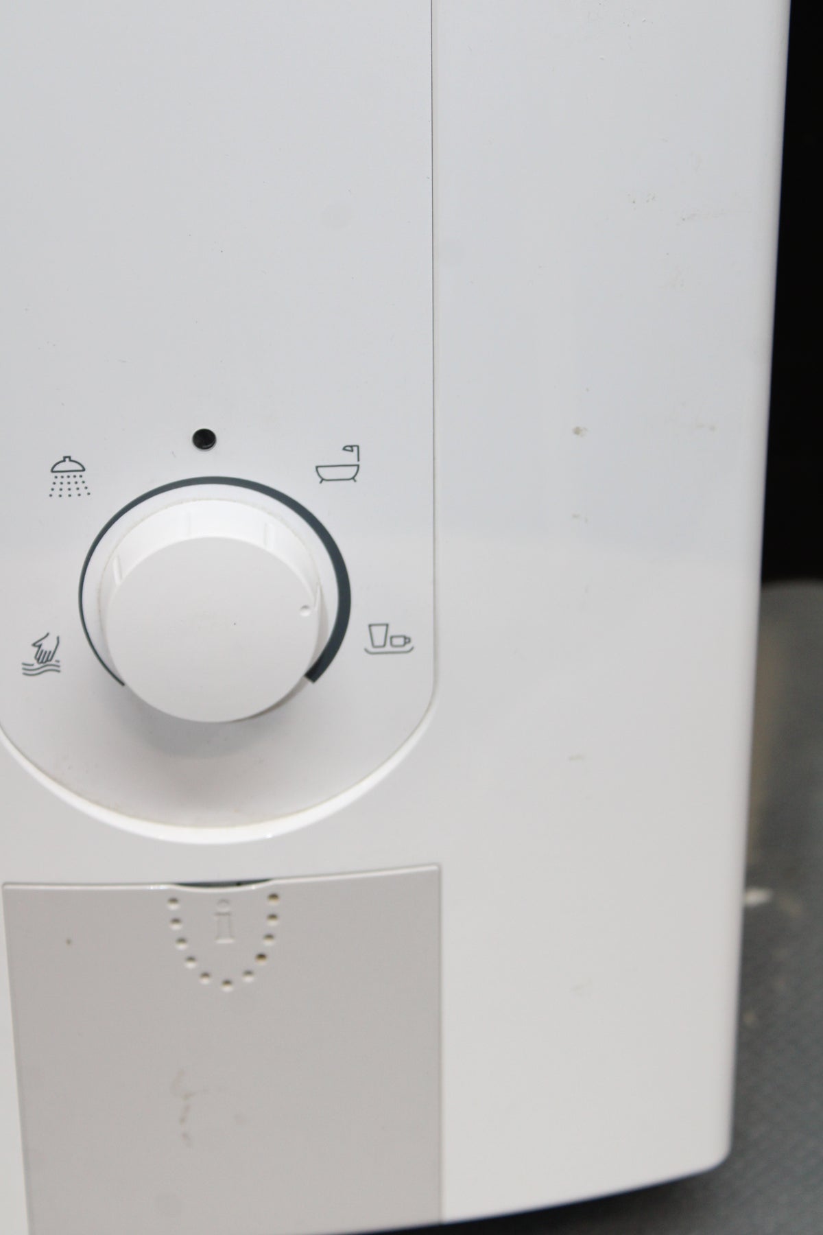 BOSCH Elektro Warmwasserbereiter Boiler Junkers Originalteil SIEHE TEXT/FOTO - 4057749723258