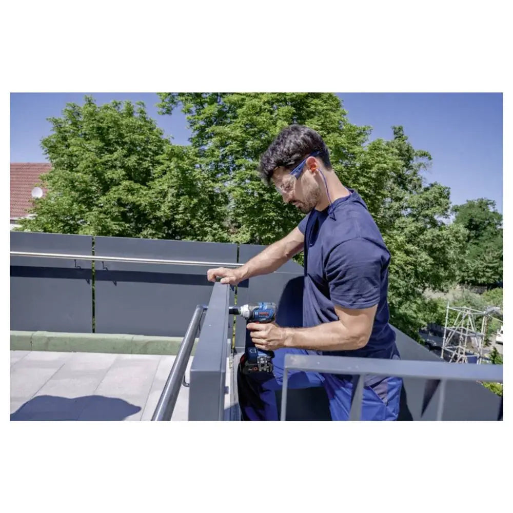 B-Ware Bosch Professional Akku Drehschlagschrauber Schraubwerkzeug 18 V Li Ion 2 Akkus  - 4059952641782