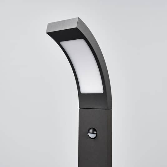 Lucande Wegeleuchte Juvia LED Gartenlampe Pollerleuchte mit Bewegungsmelder - 4251096538472