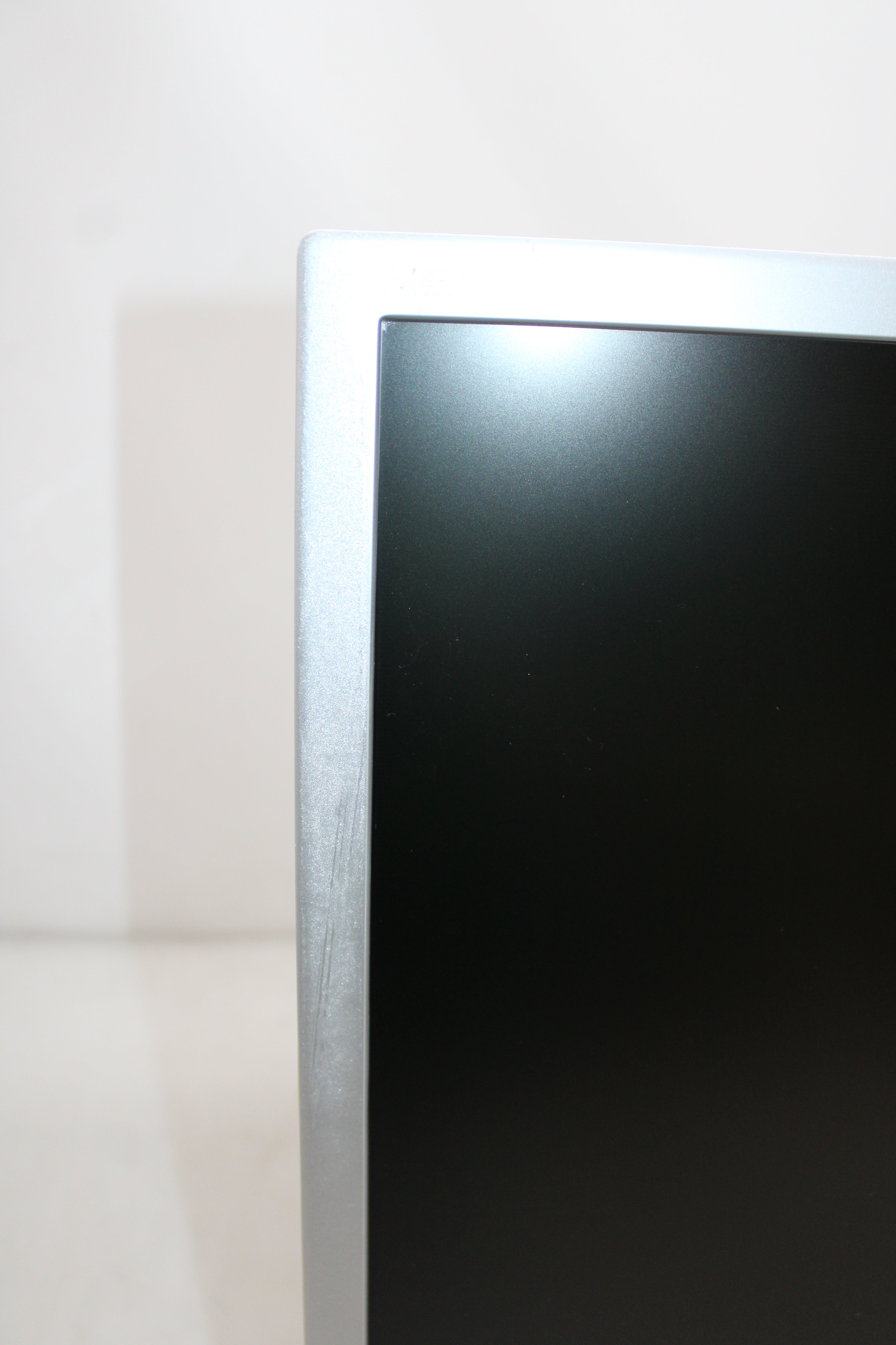 NEC Monitor Display Multisync EA241WM 24 Zoll 1920x1200 VGA DVI DEFEKTWARE - 4250563426632