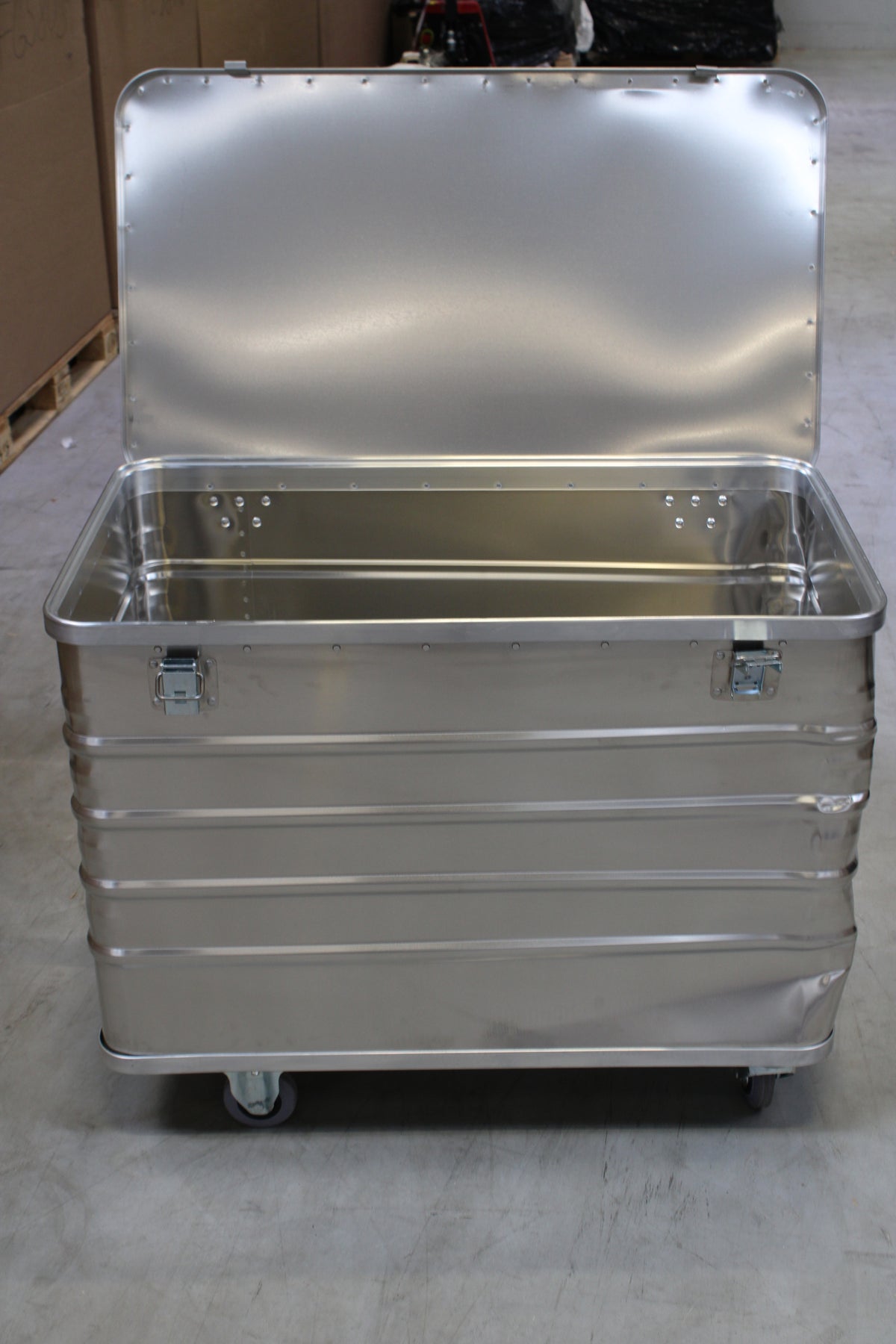 Gmöhling Kastenwagen Transportwagen mit Deckel D 3008 Aluminium 415 L SIEHE TEXT - 4260257922517