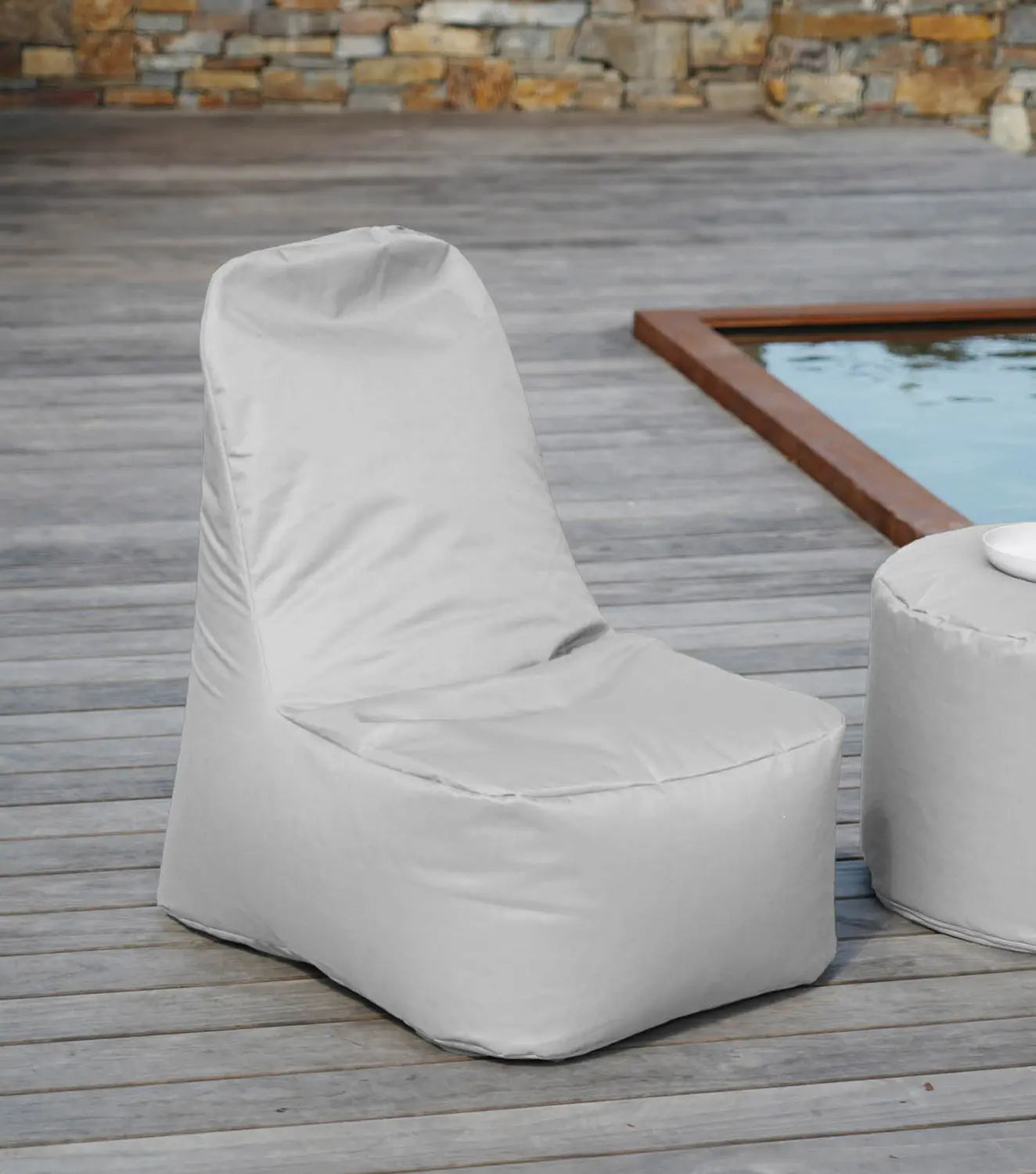 Mokebo Outdoor Sitzsack Pouf Sitzgelegenheit Der Däumchendreher Hellgrau B-Ware - 4262436122282