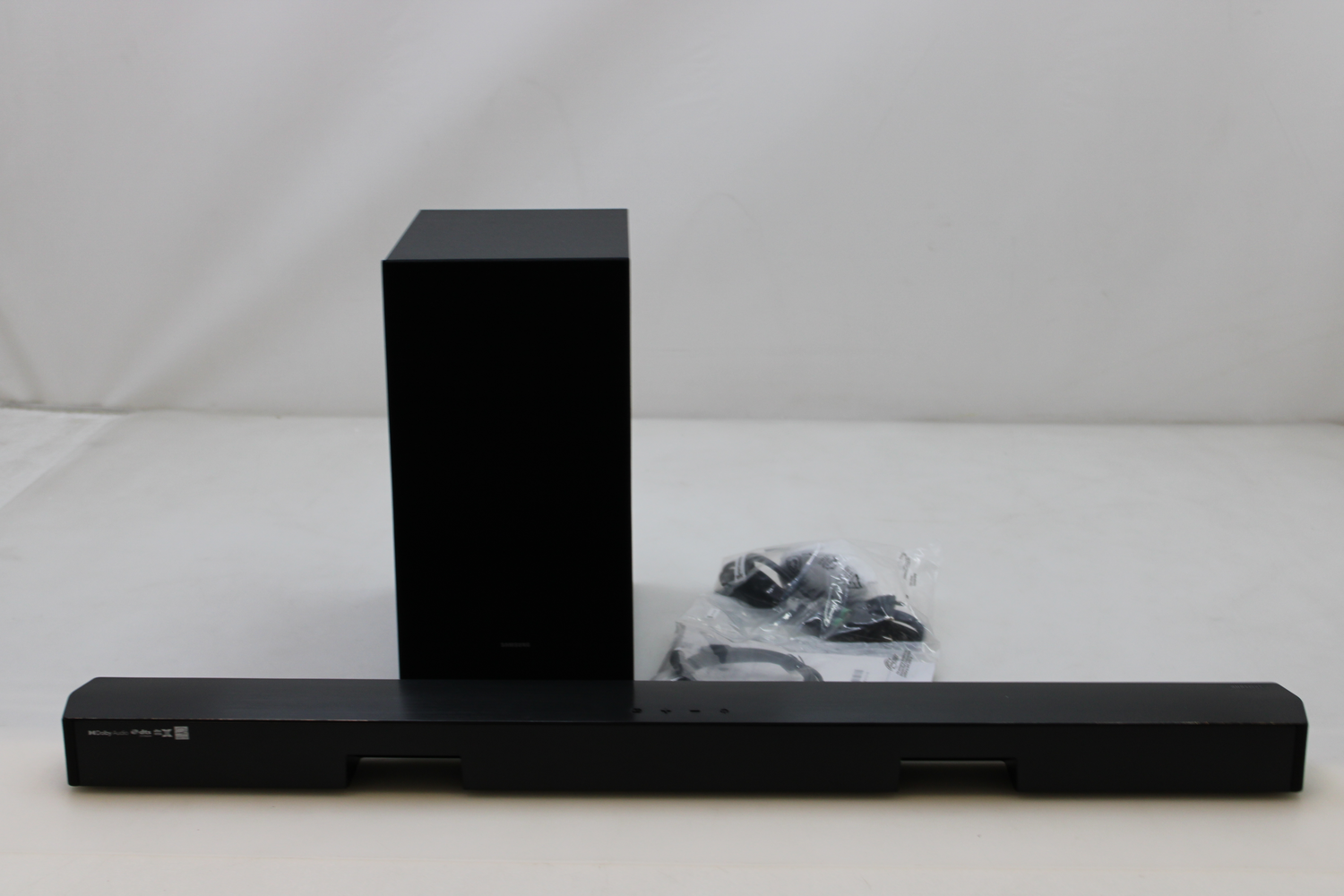 B-Ware Samsung Hw C440 G/Zg Soundbar Inkl. Kabellosem Subwoofer Bluetooth Schwarz742