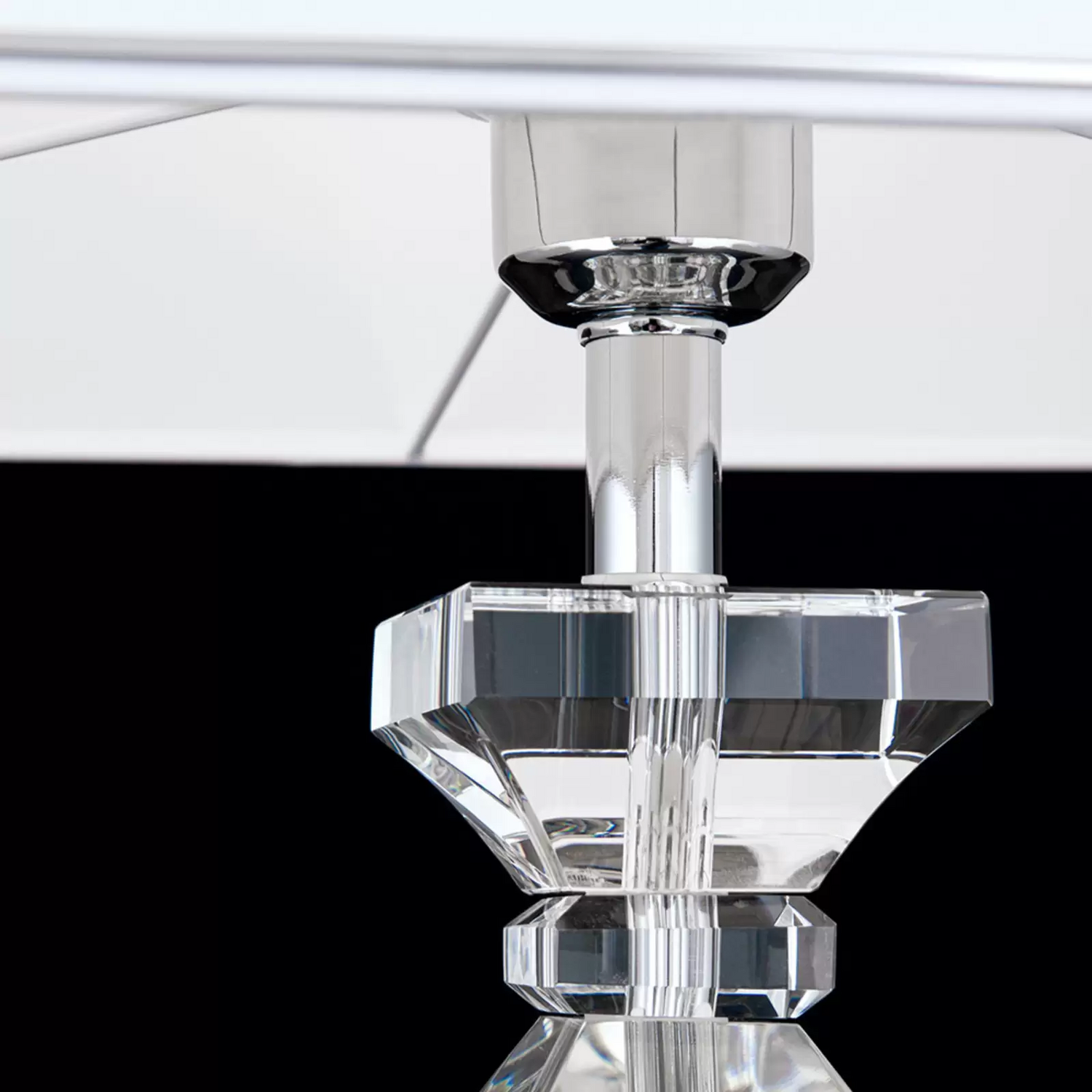 Tischleuchte Pokal Mit Kristall Chrom/Weiß Tischlampe Leselampe Lampe Leuchte B-Ware